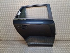 Porte arrière et accessoires Toyota AVENSIS