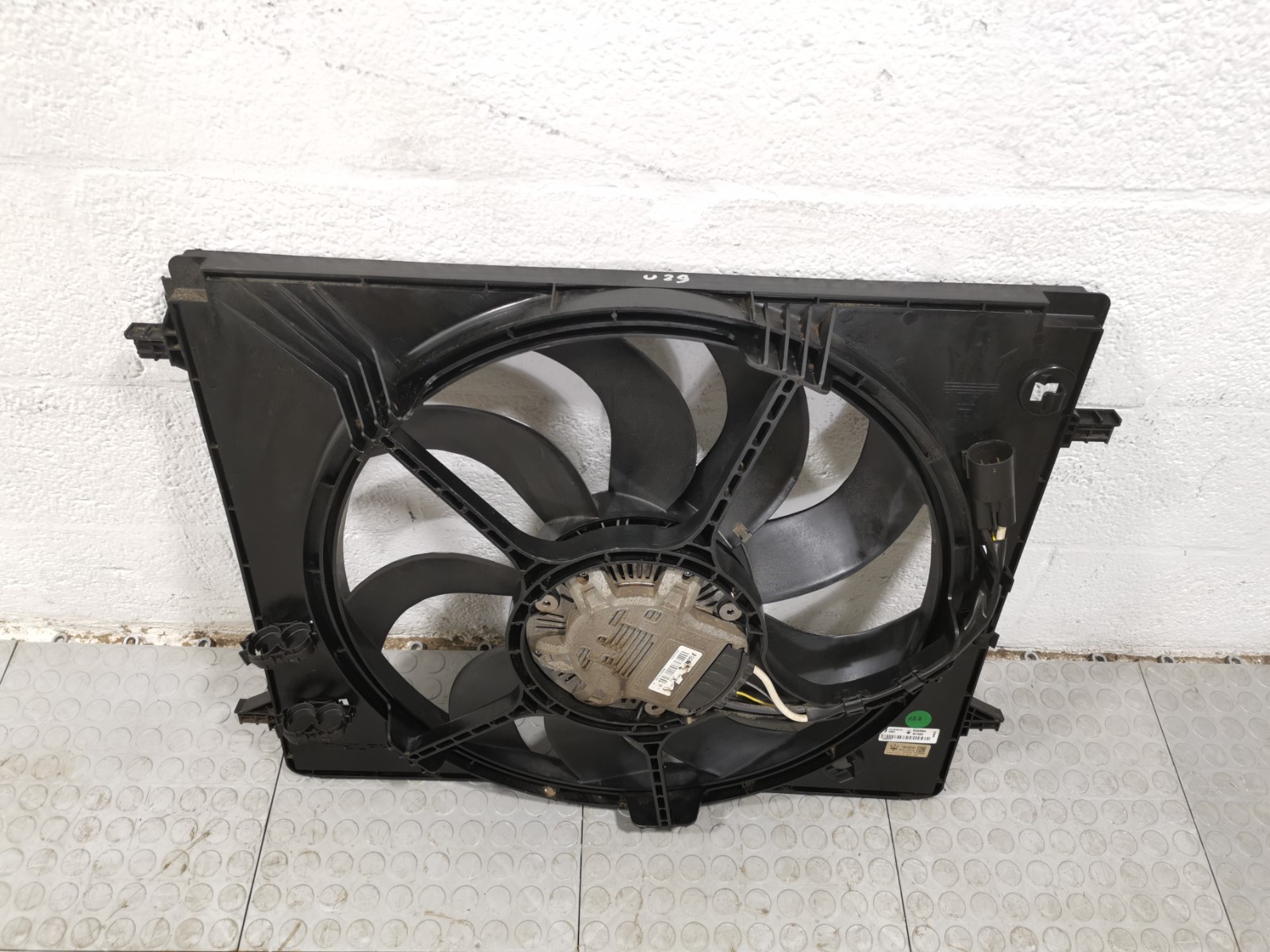 Maserati Ghibli 2015 Radiator fan P/N 16478747