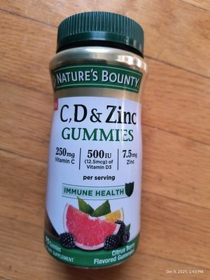 Natures Bounty C,D & Zinc 70 Gummies Citrus Berry Flavor EXP 3/26 SEALED