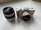 Pentax Q10, Weiß, 12.4 MP, Set mit O1 8.5mm/1.9 und O2 5-15mm/2.8-4.5