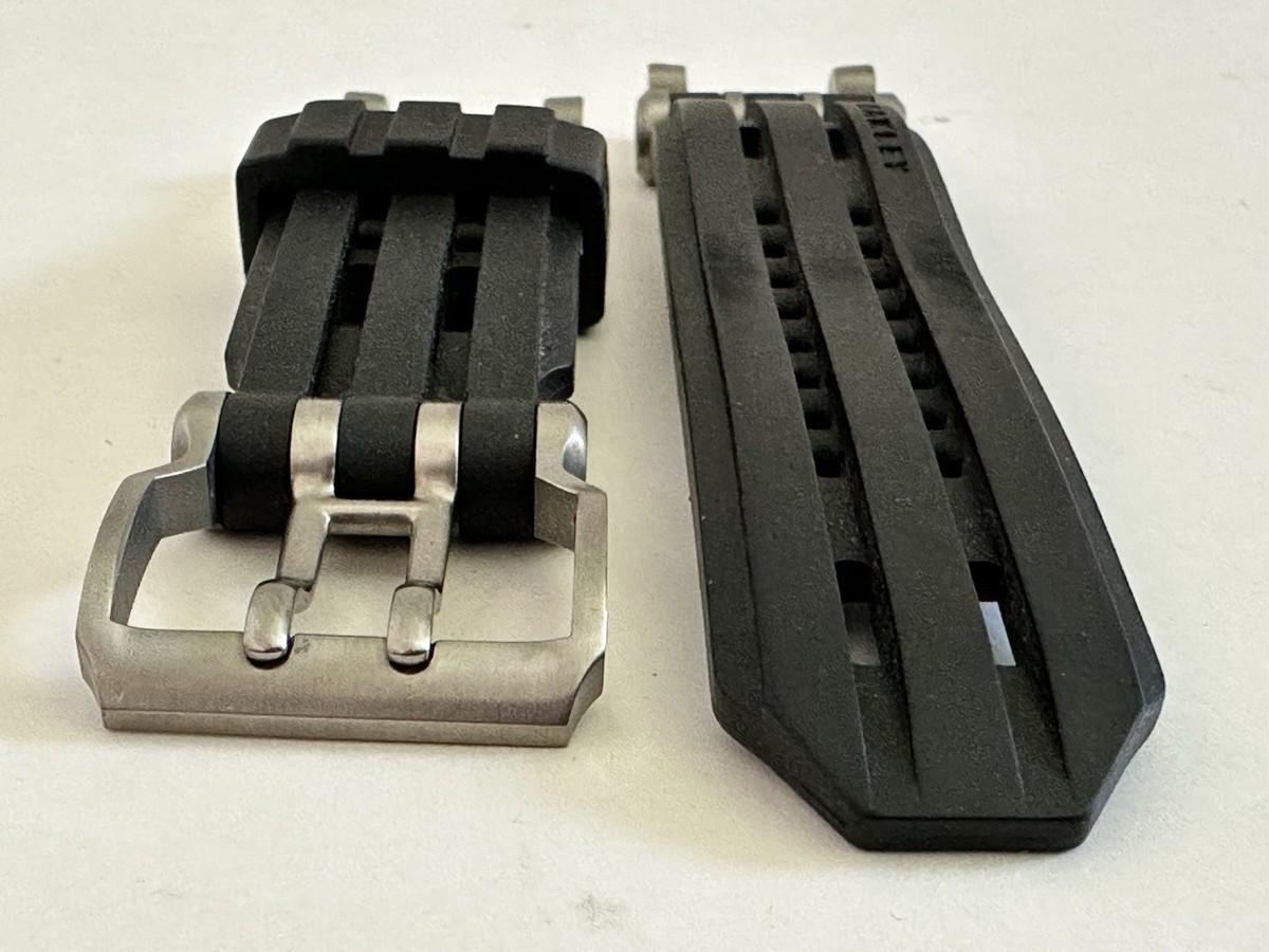 OEM Black Rubber Band for Oakley Minute Machine Watch. Oakley