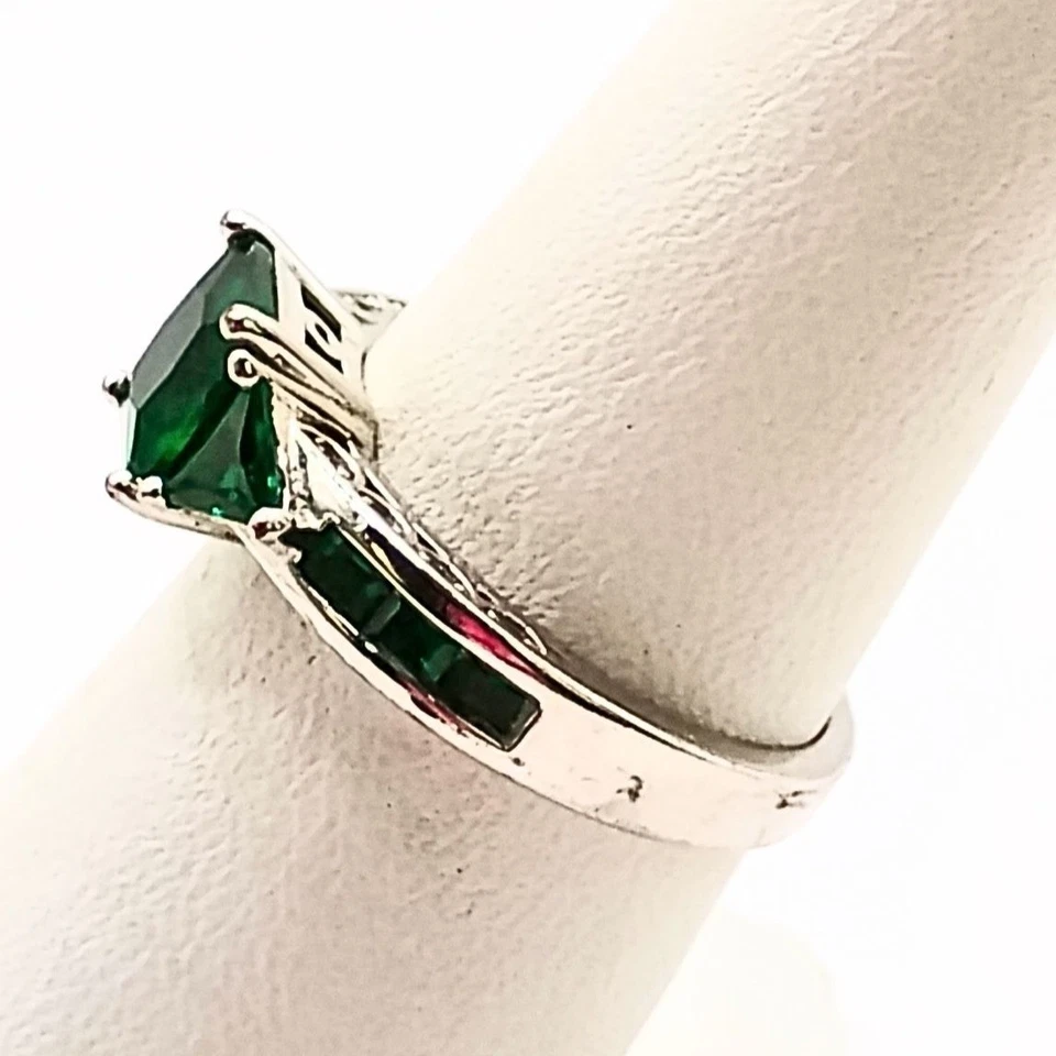 Anillo para mujer plateado esmeralda talla 6,75 elegante llamativo cóctel glamour Foto 3 de 4