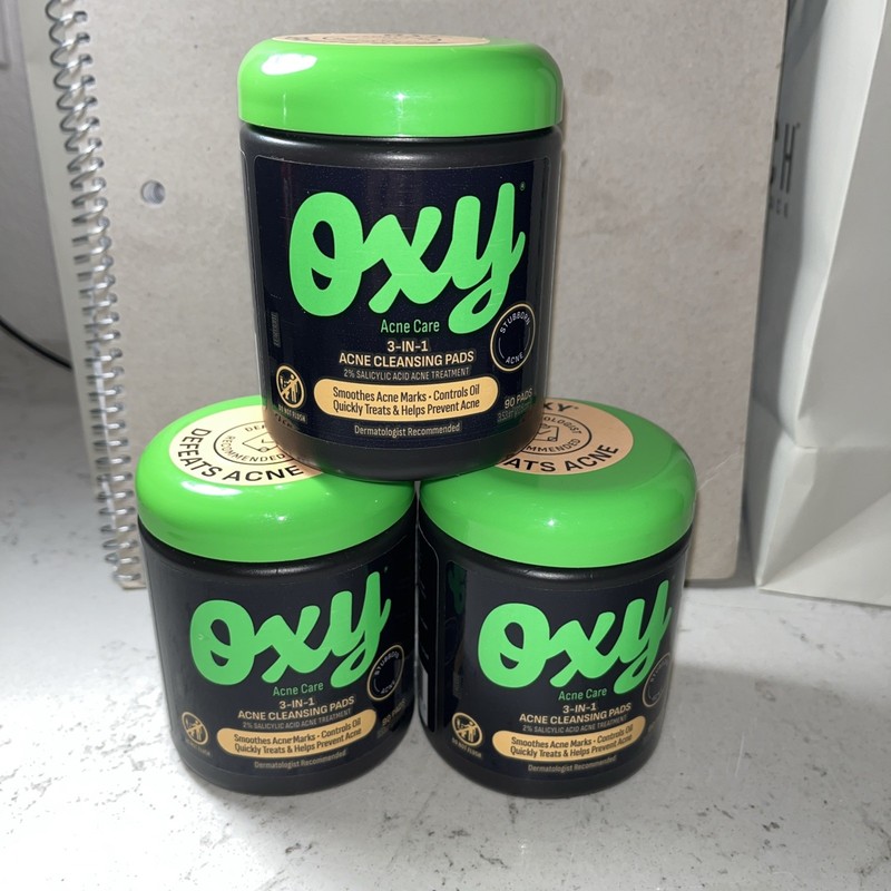 Oxy Maximum Action 3-In-1 Treatment Pads, 90 Count x 3 (270 total) exp 11/28
