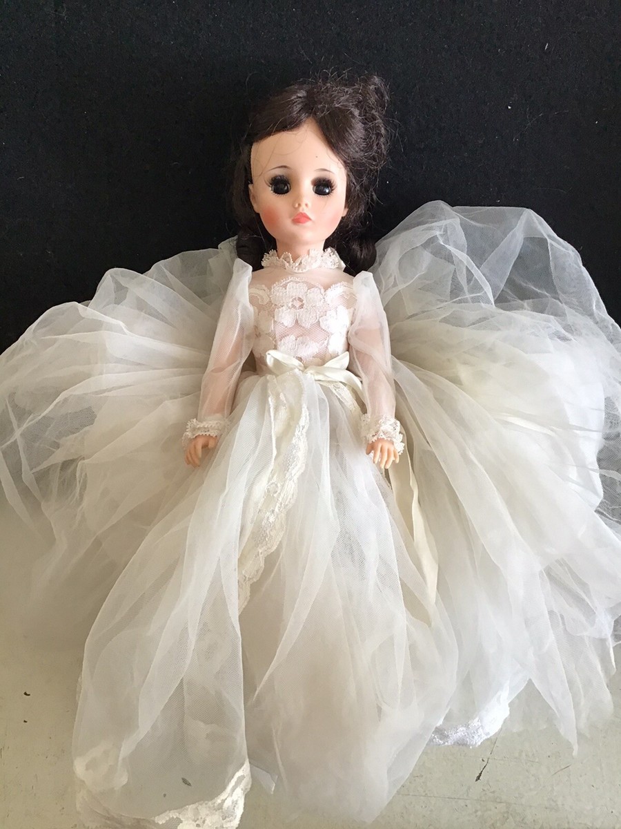 Vintage Madame Alexander Elise Wedding Bride Doll 17