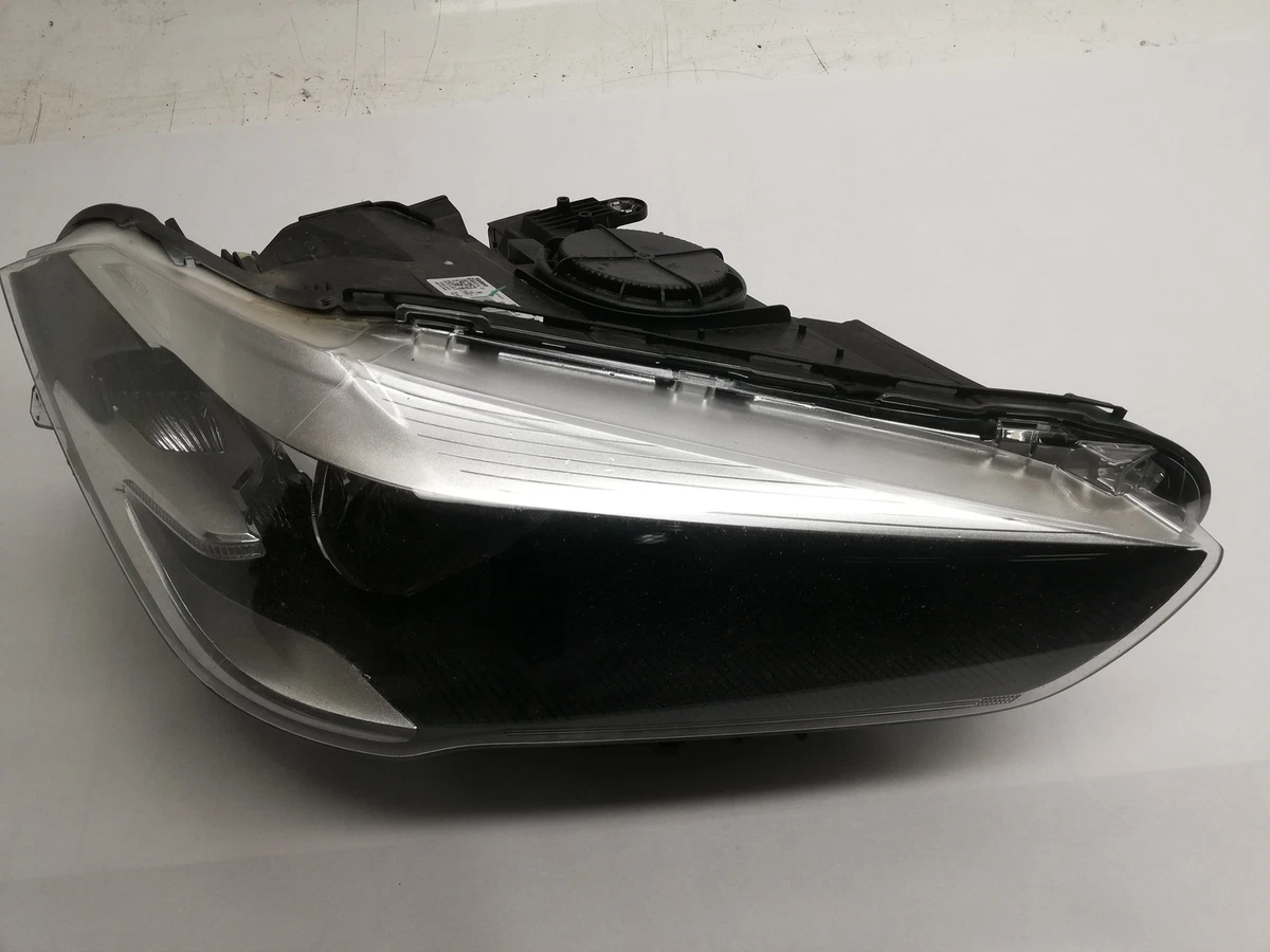 BMW X1 F48 sDrive 18 d Front Right Headlight 7346536 RHD 2.00 