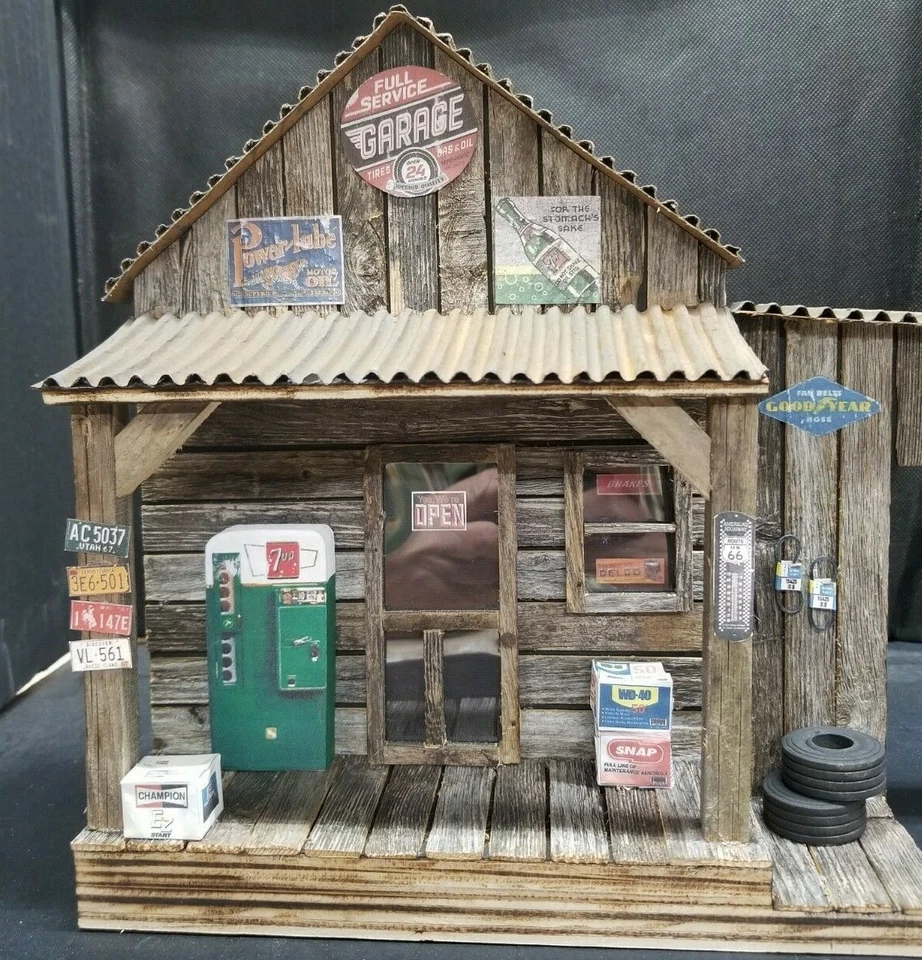 GARAJE DE SERVICIO COMPLETO, DESGASTADO, HECHO A MANO, EXHIBICIÓN DE DIORAMA, NUEVO, ESCALA 1:18 Foto 3 de 4