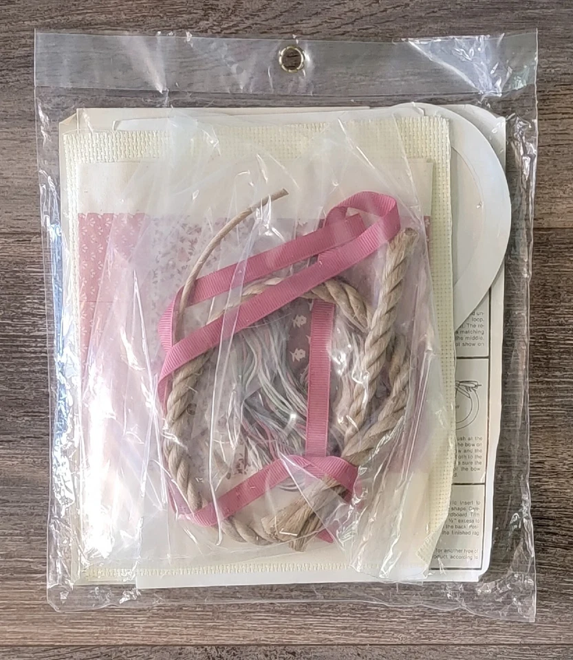 Kit de punto de cruz contado Janlynn Friends #2-61 sellado en paquete Foto 2 de 2