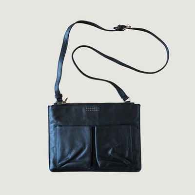 Barneys New York Crossbody Women Black Leather Pocket Minimalist OS Vintage Y2K