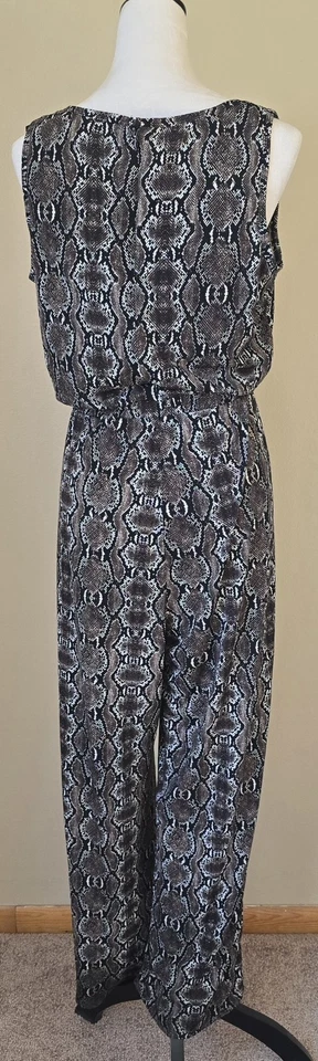 Mono para mujer Calvin Klein 12 sin mangas estampado de serpiente pitón fiesta elegante Foto 4 de 4