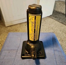 01-07 Sequoia 00-09 Tundra 96-02 4runner 97-07 Land Cruiser tire bottle jack