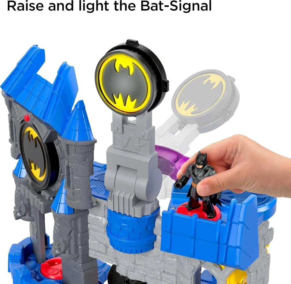 Imaginext DC Super Friends Batman Juguete, Wayne Manor Batcave Juego con Figura y Foto 3 de 4