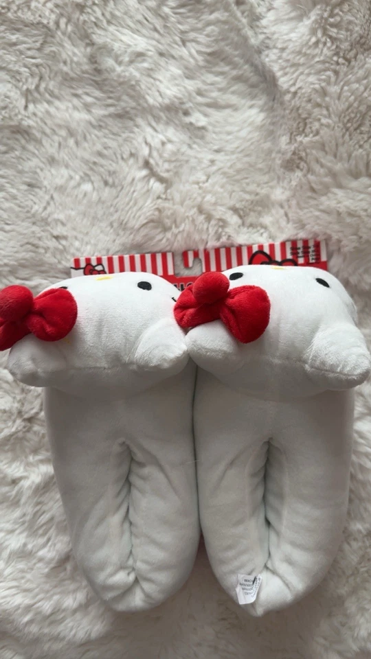 Zapatillas Hello Kitty Hinchadas Rojo y Blanco AGOTADAS Foto 2 de 3