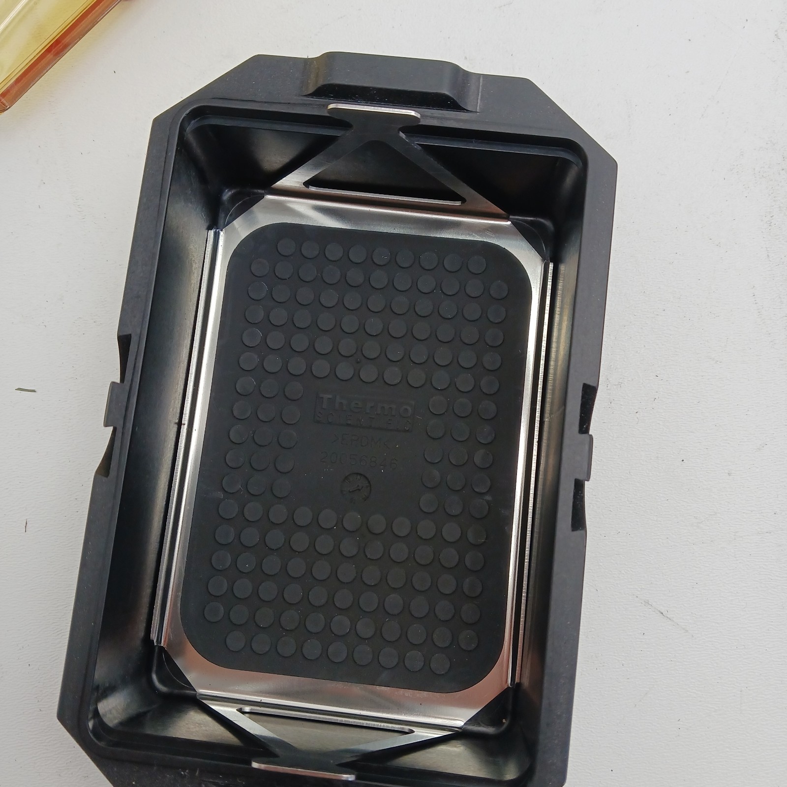 Thermo M10 Microplate Swinging Rotor Sealed Buckets PN 75005721 P103