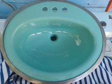 1950-1960 Vintage American Standard porcelain enamel finish cast iron sink