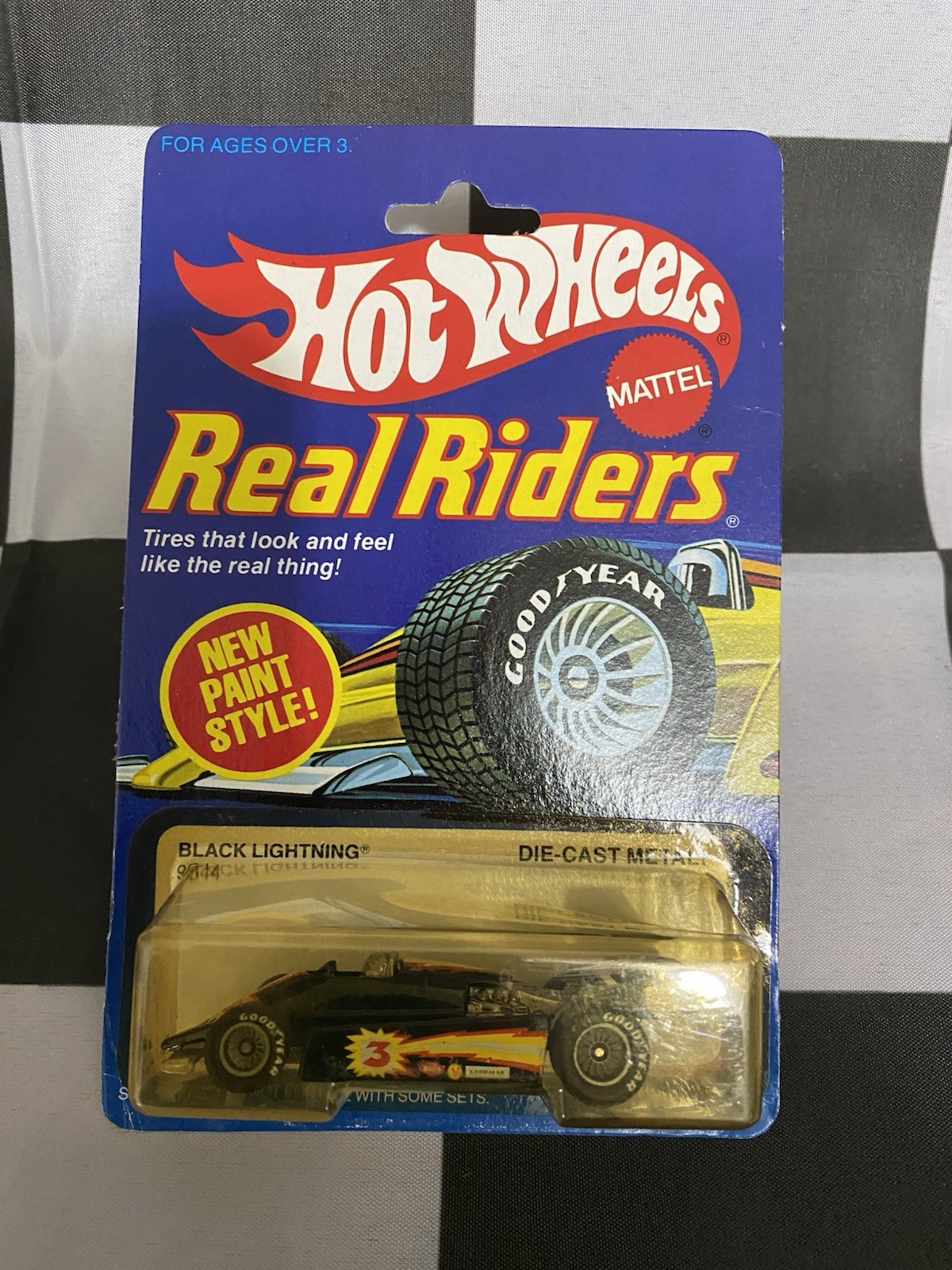 Hot Wheels 1982 Real Riders #9544 Black Lightning Goodyear Grey Hubs