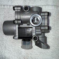 Wabco 241 Brake Valve Solenoid Modulator Assembly 472 195 096 0 24v. New No Box