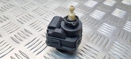 AUDI A3 Sportback 8PA Motor zur Leuchtweitenregulierung 8L0941295 1.80 31087350