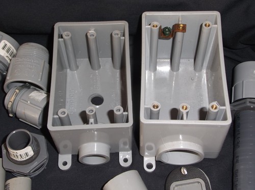 RIESIGES KONVOLUT ~115 Stück PVC ROHR Boxen, 90 Grad, Netco, Kupplungen, Halterungen - Bild 5 von 14