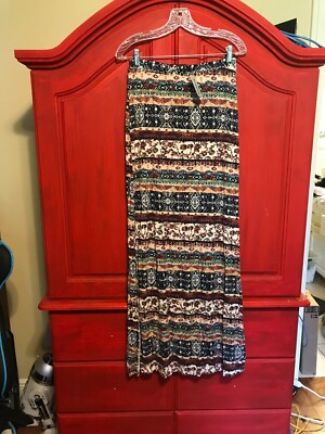 BKE pattern long maxi skirt side slit size Large L NWT elastic waist