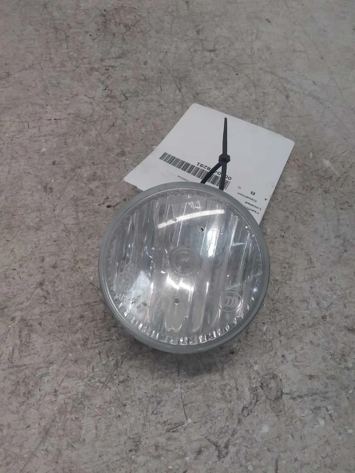 Used Driving Light fits: 2014 Jeep Patriot Fog-Driving bumper mounted round Rubi Foto 3 de 4