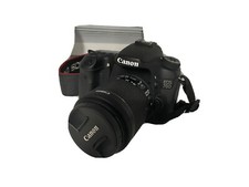 Canon EOS 70D camera  lend  batteries