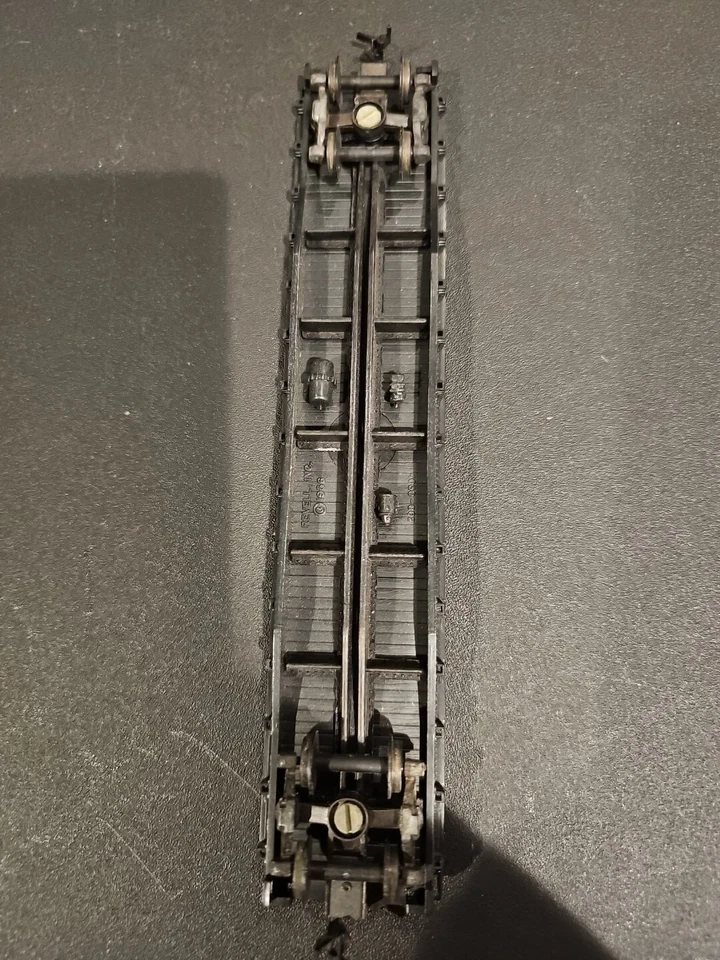 Coche plano Revell HO Erie 50' #4030 (camiones faltantes) Foto 2 de 4