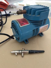 Paasche D500 Diaphragm Air Compressor & Airbrush Kit Set - Blue