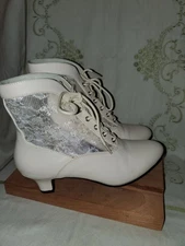 Pleaser Funtasma DAME-05 Ivory PU Lace Victorian Ankle Boots Size 7M with Box
