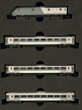 Dapol 2D-017-101 Chiltern Trains 4 Pack MK3 Coaches + DVT SLAM DOOR N Gauge NEW