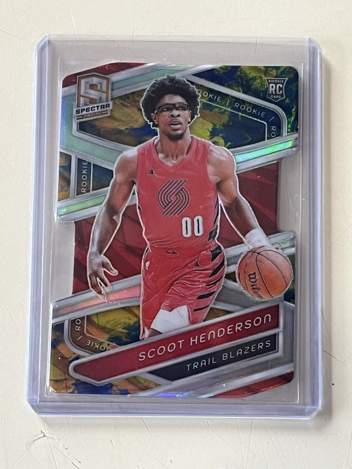 2023-24 Panini Spectra -  Scoot Henderson #142 Universal Prizm Die-Cut /8 (RC)