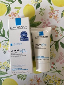 _isabellemalo lipikar ap  triple repair moisturizing cream