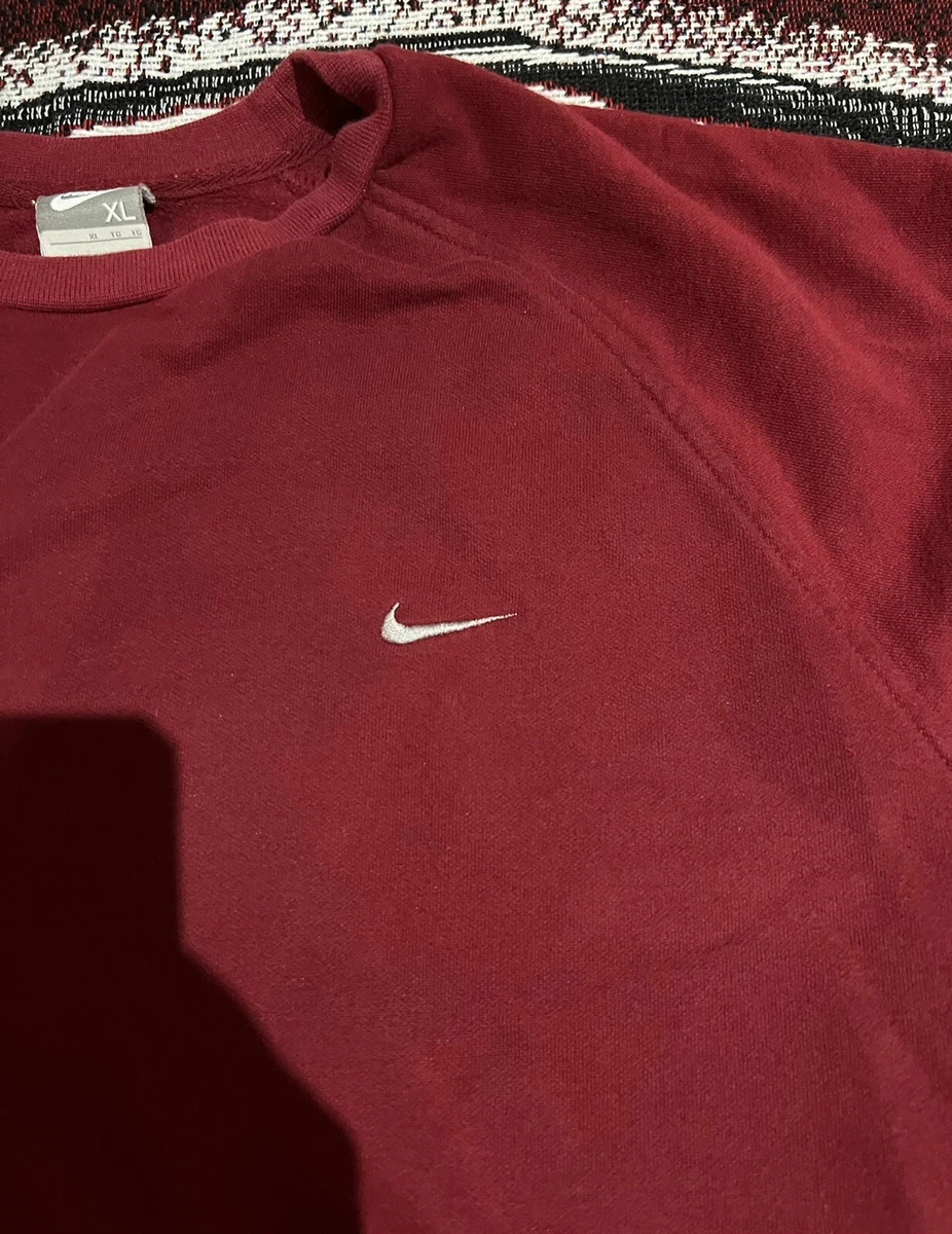 Nike white deals tag red swoosh