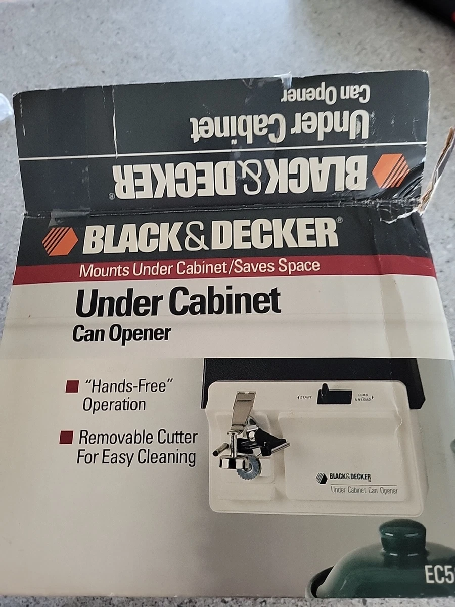 Vintage~Black & Decker~Under Cabinet Electric Can Opener~EC59D