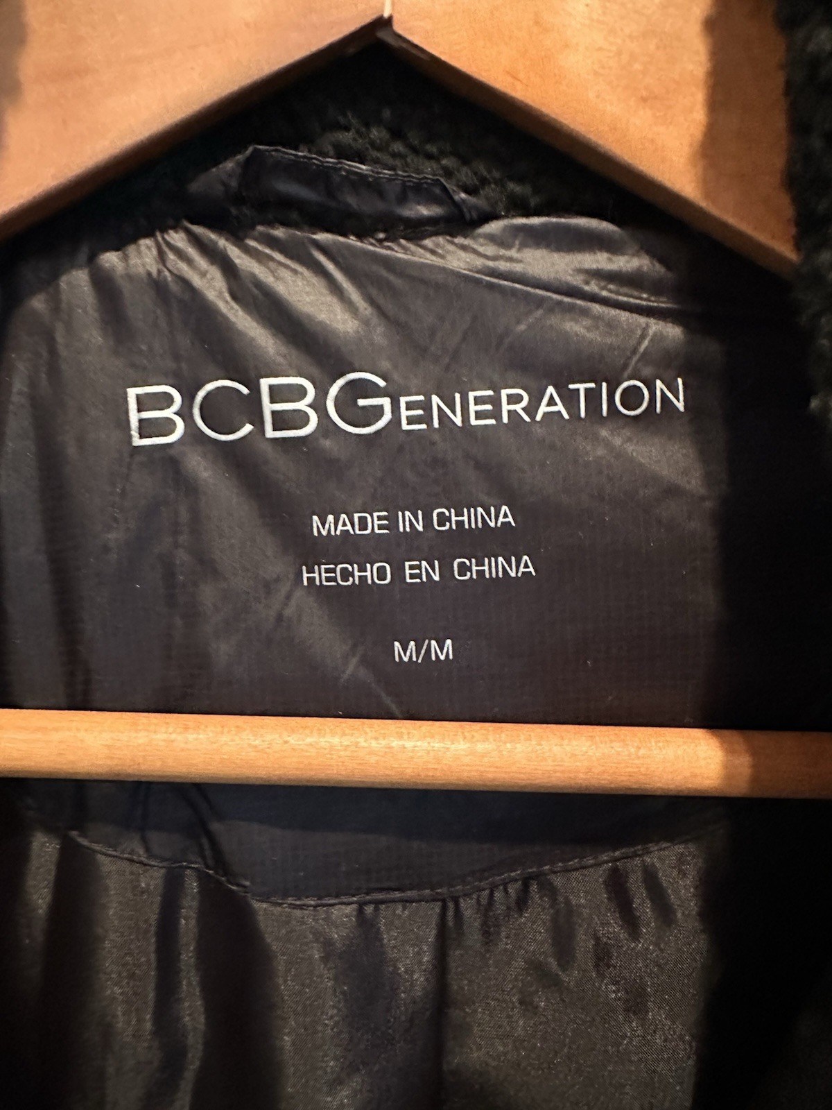 BCBGeneration Lightweight Packable Nylon Down Hoo… - image 6