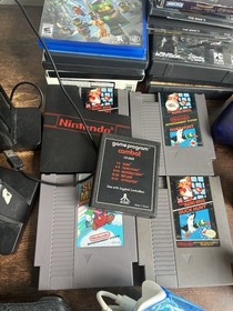 Nintendo NES Mixed Video Game Lot w/ Games & Wired Controllers NTSC-U/C.  AS IS