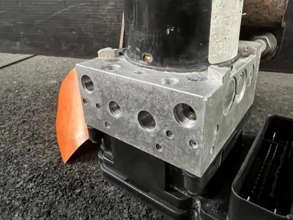 2007-2009 Suzuki XL7 Abs Anti Lock Brake Pump Module Assembly Valve, Oem 07-09 Foto 2 de 4