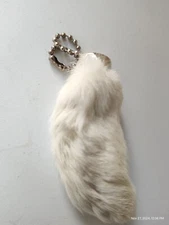 White Beige Lucky Charm Natural Real Rabbits Foot feet Key ring chain has claws