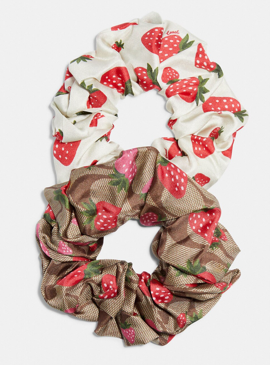 Coach Signature Wild Strawberry Print Scrunchies In silk Set  display picture 2