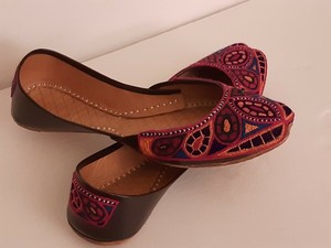 traditional flat sandals