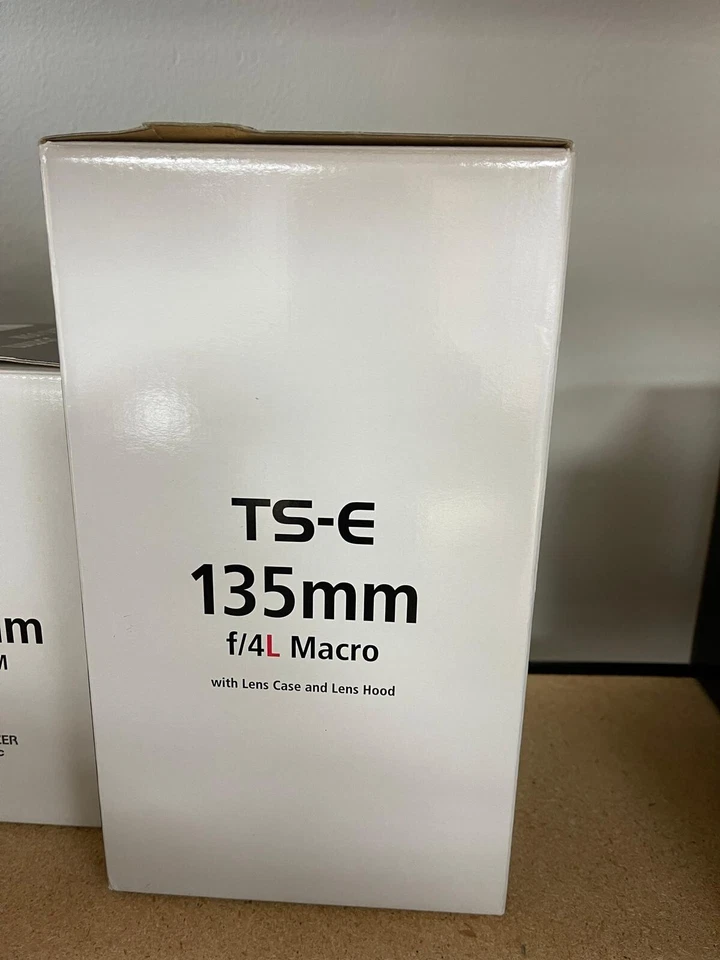 Canon TS-E 135mm f/4L Macro Tilt-Shift Lens Bundle: Backpack & Filter Kit Incl. - Image 2 of 2