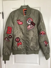 NBA Chicago Bulls Satin Bomber Jacket Mens Med Olive Green w/1966 logo Patches