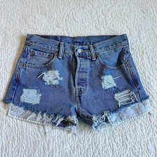 Levi’s 501 Womens Distressed Shorts Blue Denim Short Light Wash Size 28x30