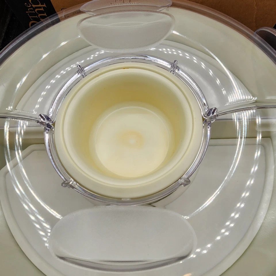 Pampered Chef Chillzanne Covered Round  Sectional Server Tray-dinner party - Image 2 of 4