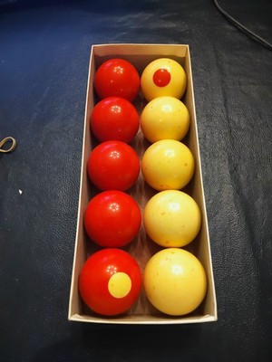 Vintage Aramith Bumper Pool 10 Ball Set Standard Size Red White Dots Belgium