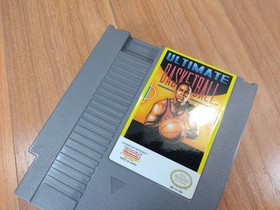 MINTY BOX CIB Ultimate Basketball complete in nes Collector lot VERY CLEAN A+