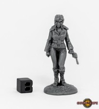Reaper Chronoscope Bones 80070 Pulp Era Female Pilot