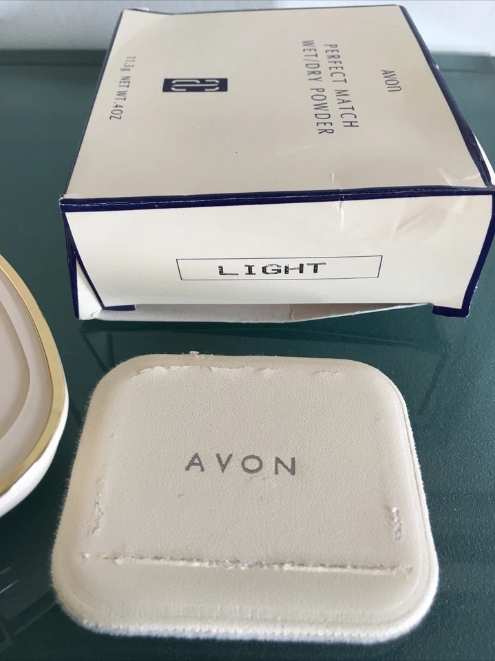 AVON PERFECT MATCH Wet/Dry Face Powder 0.4 oz  - Light - Image 3 of 4