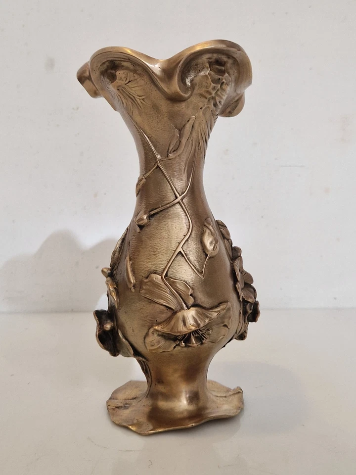 Art nouveau - Vase bronze massif décor de fleurs de pavots - H. 23,5 cm - 1900 - Photo 1/4