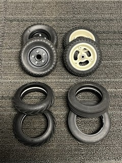 Team Associated Front Wheel Tire Rim Lot RC10 Goldpan Jelly Bean vintage