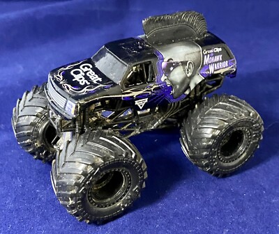 Hot Wheels Monster Jam GREAT CLIPS 1:64 Scale Diecast Monster Truck